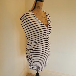Cute and Comfy Maternity Top